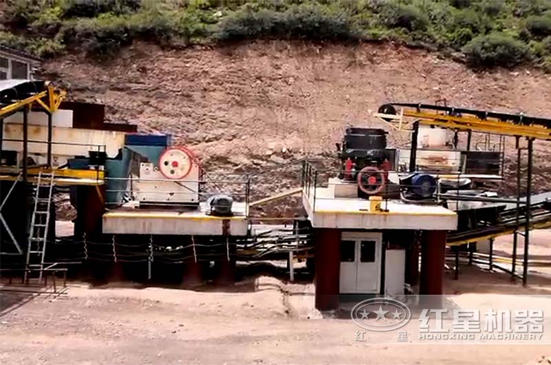 沖擊破搭配顎破、圓錐破現(xiàn)場